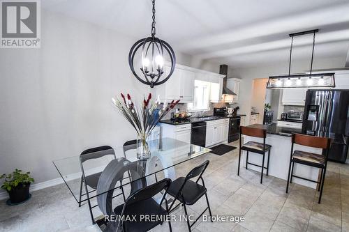 6018 Eaglewood Drive, Niagara Falls, ON - Indoor Photo Showing Dining Room