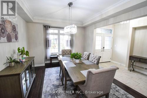 6018 Eaglewood Drive, Niagara Falls, ON - Indoor Photo Showing Dining Room