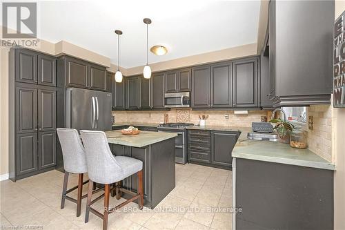 19 Humphrey Street, Hamilton (Waterdown), ON - Indoor Photo Showing Kitchen With Stainless Steel Kitchen With Upgraded Kitchen