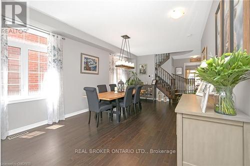 19 Humphrey Street, Hamilton (Waterdown), ON - Indoor Photo Showing Dining Room