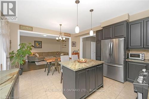 19 Humphrey Street, Hamilton (Waterdown), ON - Indoor Photo Showing Kitchen With Stainless Steel Kitchen