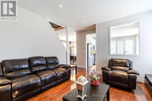 3855 Thomas Street, Mississauga (Churchill Meadows), ON - Indoor Photo Showing Living Room