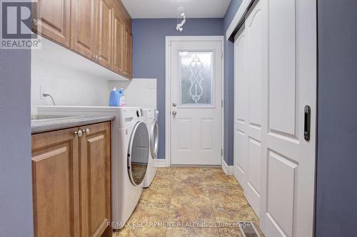 1760 Solitaire Court, Mississauga (Erin Mills), ON - Indoor Photo Showing Laundry Room