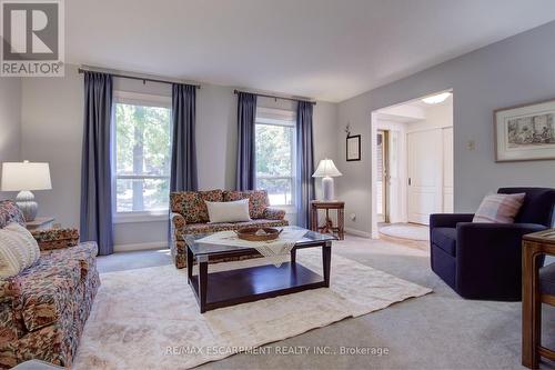 1760 Solitaire Court, Mississauga (Erin Mills), ON - Indoor Photo Showing Living Room