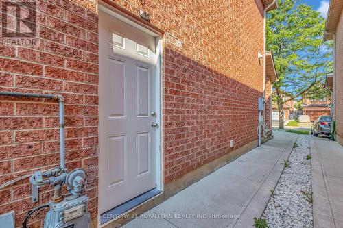 12 Cedarwood Crescent, Brampton (Bram West), ON - Outdoor With Exterior