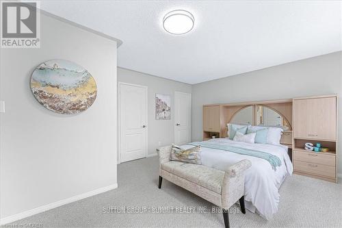 18 Cloverlawn Street, Brampton (Fletcher'S Meadow), ON - Indoor Photo Showing Bedroom