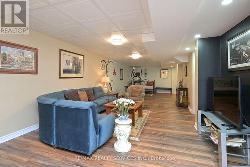 49 - 5 Lacorra Way, Brampton (Sandringham-Wellington), ON - Indoor Photo Showing Living Room