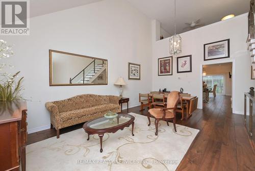 49 - 5 Lacorra Way, Brampton (Sandringham-Wellington), ON - Indoor Photo Showing Living Room