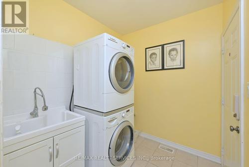 49 - 5 Lacorra Way, Brampton (Sandringham-Wellington), ON - Indoor Photo Showing Laundry Room