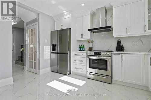 90A Bicknell Avenue, Toronto (Keelesdale-Eglinton West), ON - Indoor Photo Showing Kitchen With Stainless Steel Kitchen