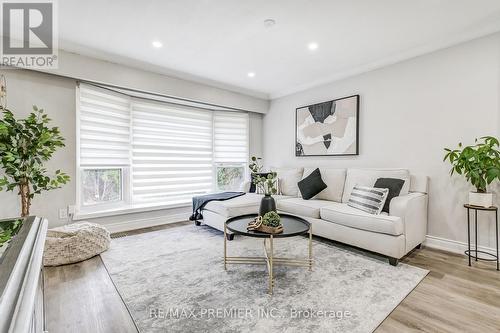 28 Navenby Crescent, Toronto (Humber Summit), ON - Indoor Photo Showing Living Room