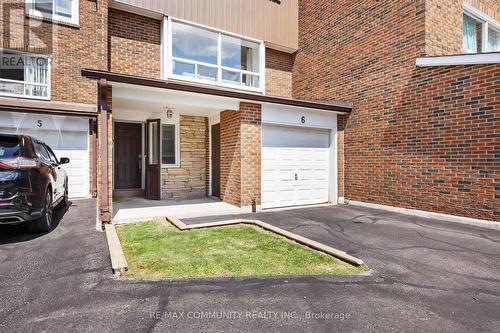 6 - 3065 Lenester Drive, Mississauga (Erindale), ON - Outdoor