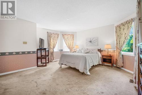 10 Brookbank Court, Brampton (Heart Lake East), ON - Indoor Photo Showing Bedroom