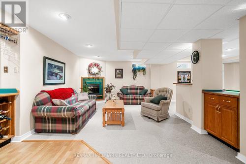 10 Brookbank Court, Brampton (Heart Lake East), ON - Indoor With Fireplace