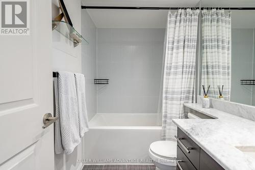 818 - 85 East Liberty Street, Toronto (Niagara), ON - Indoor Photo Showing Bathroom