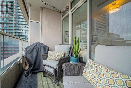 818 - 85 East Liberty Street, Toronto (Niagara), ON - Outdoor With Exterior