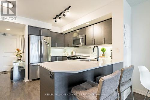 818 - 85 East Liberty Street, Toronto (Niagara), ON - Indoor Photo Showing Kitchen With Upgraded Kitchen