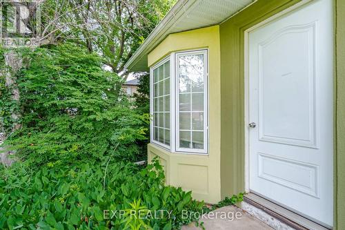 1635 Kenmuir Avenue, Mississauga (Mineola), ON - Outdoor With Exterior