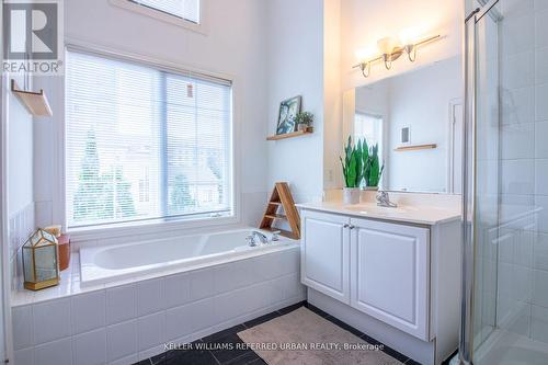 Th 15 - 1 Rean Drive, Toronto (Bayview Village), ON - Indoor Photo Showing Bathroom