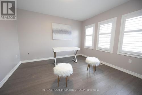 8 Louis Way, Scugog (Port Perry), ON - Indoor Photo Showing Other Room