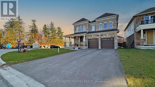 8 Louis Way, Scugog (Port Perry), ON - Outdoor With Facade