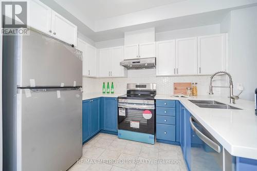 D - 4177 Lawrence Avenue E, Toronto (West Hill), ON - Indoor Photo Showing Kitchen With Double Sink