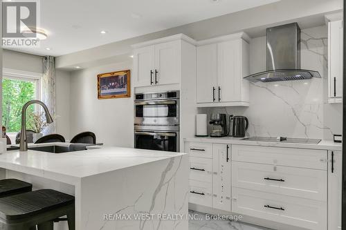 139 Homestead Road, Toronto (West Hill), ON - Indoor Photo Showing Kitchen With Upgraded Kitchen