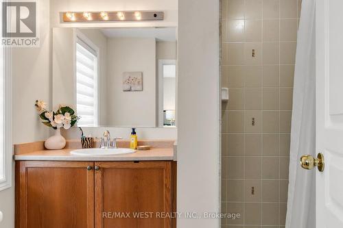 139 Homestead Road, Toronto (West Hill), ON - Indoor Photo Showing Bathroom