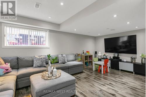 139 Homestead Road, Toronto (West Hill), ON - Indoor Photo Showing Living Room