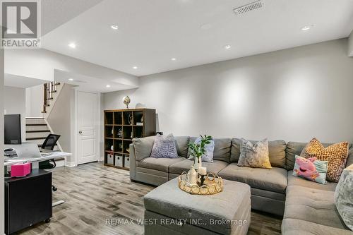 139 Homestead Road, Toronto (West Hill), ON - Indoor Photo Showing Living Room