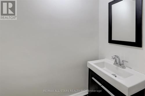 14 Navarre Crescent, Toronto (Guildwood), ON - Indoor Photo Showing Bathroom