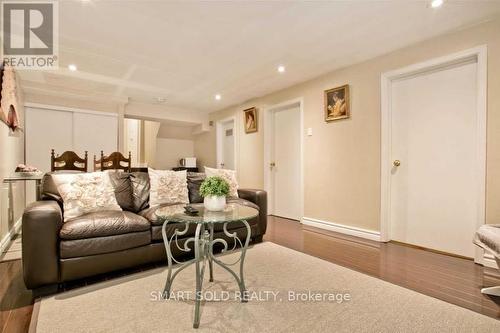 Bsmt - 40 Mintwood Drive, Toronto (Bayview Woods-Steeles), ON - Indoor Photo Showing Living Room