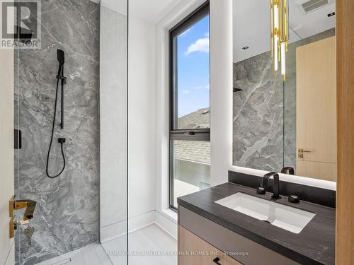 60 Alexandra Wood, Toronto (Bedford Park-Nortown), ON - Indoor Photo Showing Bathroom