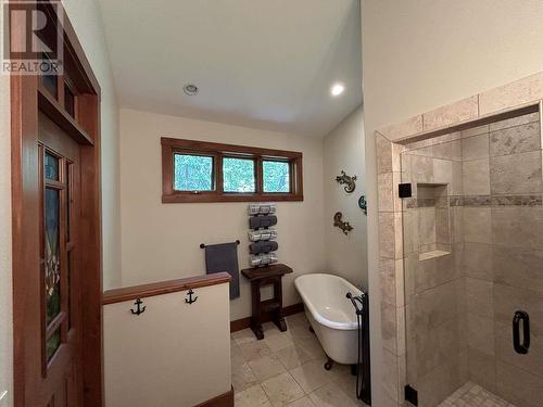 82 Walker Road, Enderby, BC - Indoor Photo Showing Bathroom