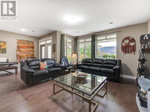 4035 Gellatly Road Unit# 158, West Kelowna, BC - Indoor Photo Showing Living Room