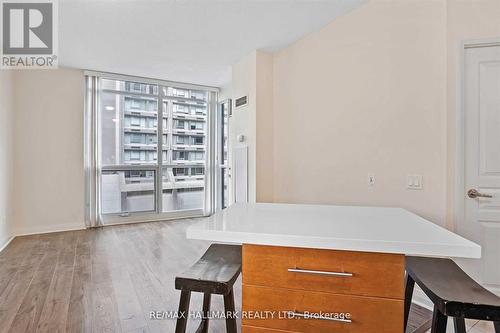 505 - 1121 Bay Street, Toronto (Bay Street Corridor), ON - Indoor Photo Showing Other Room