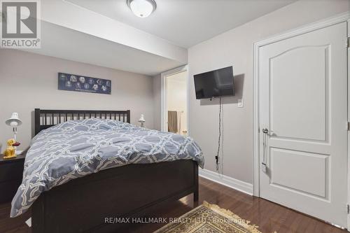 21 - 79 Pleasant Boulevard S, Toronto (Rosedale-Moore Park), ON - Indoor Photo Showing Bedroom