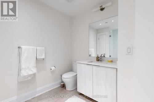 1801 - 88 Cumberland Street, Toronto (Annex), ON - Indoor Photo Showing Bathroom