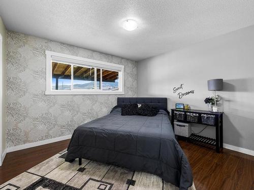 1769 Parkcrest Ave, Kamloops, BC - Indoor Photo Showing Bedroom