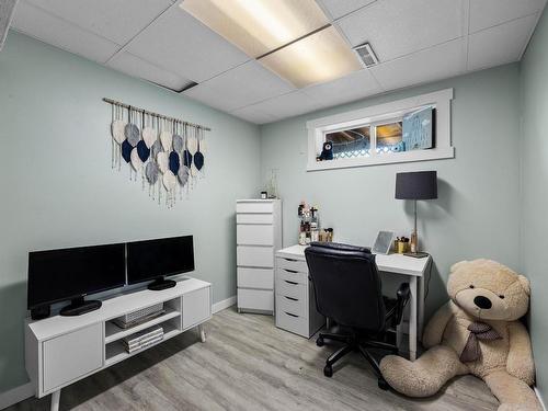 1769 Parkcrest Ave, Kamloops, BC - Indoor Photo Showing Office