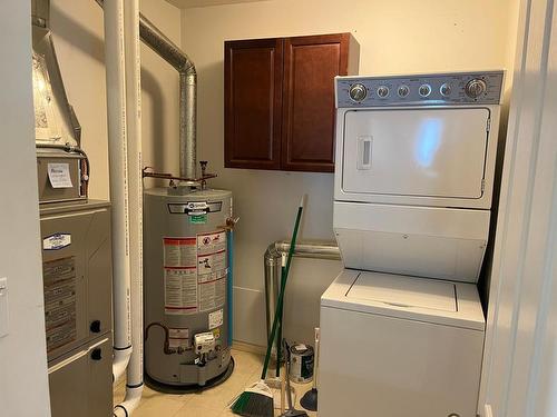 35-2655 Westsyde Rd, Kamloops, BC - Indoor Photo Showing Laundry Room