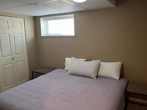 35-2655 Westsyde Rd, Kamloops, BC - Indoor Photo Showing Bedroom