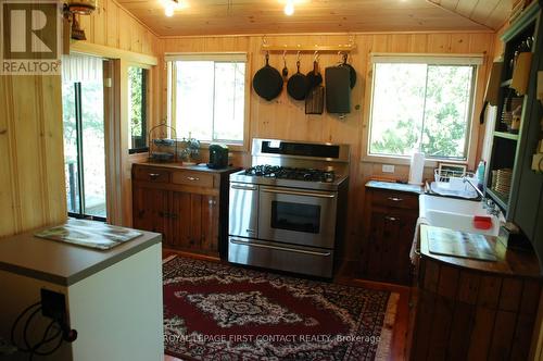 1 A249 Island, The Archipelago, ON - Indoor Photo Showing Kitchen