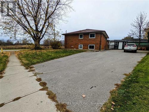 1525 Park Road S, Oshawa (Lakeview), ON - Outdoor