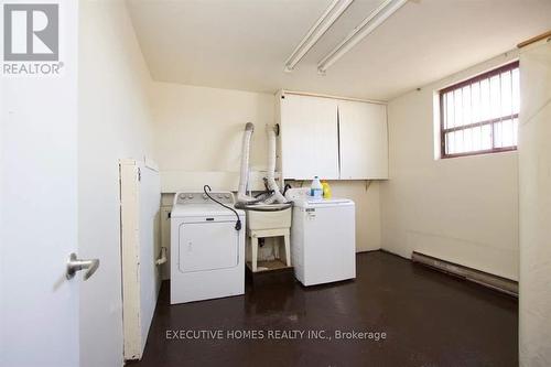 1525 Park Road S, Oshawa (Lakeview), ON - Indoor Photo Showing Laundry Room