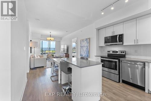 219 - 550 North Service Road, Grimsby, ON - Indoor Photo Showing Kitchen With Upgraded Kitchen