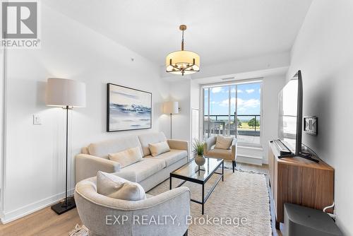 219 - 550 North Service Road, Grimsby, ON - Indoor Photo Showing Living Room