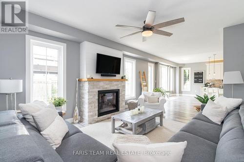 6 Shamrock Lane, Barrie (Innis-Shore), ON - Indoor Photo Showing Living Room With Fireplace