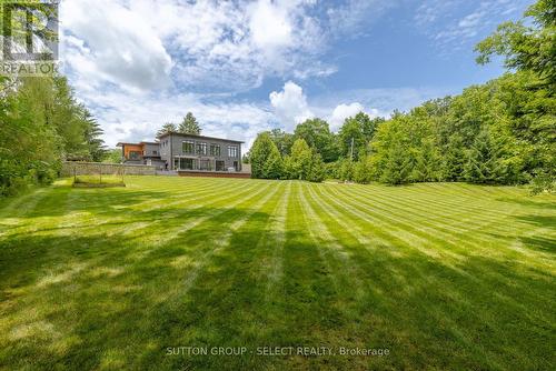 9385 Elviage Drive, London, ON - Outdoor