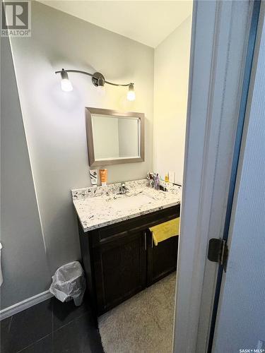 55 University Park Drive, Regina, SK - Indoor Photo Showing Bathroom